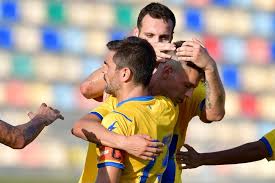 Durante la prima intervista da giocatore del frosinone ravaglia ha dichiarato di essere sempre stato un fan di gigi buffon, che si troverà . Amichevole Frosinone Ternana 2 0 Il Tabellino Frosinone Calcio