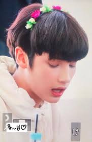 Pin By Yuri Tanaka On Huening Kai Korean Idol Korean American Boy Bands
