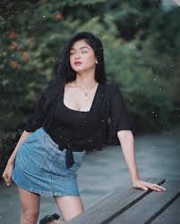 Cewek, abg, janda, tante, pembantu, semok, bohay, seksi, bahenol, nafsu, memek, bugil, toket, adik ipar. 13 Potret Vieranni Model Majalah Dewasa Yang Di Dm Vicky Prasety