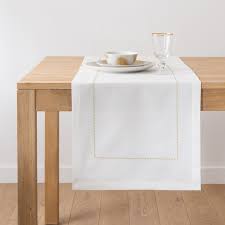 chemin de table table maison du monde chemin de table chemins de table
