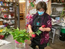 Just flowers offers flower delivery anywhere in east lansing mi for any occasion by our experienced local florists. Abnormal Valentine S Day Ahead For Floral Industry In Limbo City Pulse