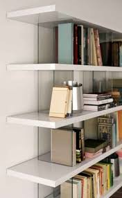 Étage en vitre et une en bois pouvant être configuré selon votre choix. Liza Kroh Dontsharecoffee Profile Pinterest