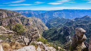 El clima en chihuahua es tan variado como su paisaje, en pocas zonas de la hay climas peculiares en el fondo de las barranca que permiten el cultivo de frutos tropicales: Klimatabelle Chihuahua Temperatur Beste Reisezeit Wetter