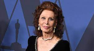 ˈlɔːren) is an italian actress. Sophia Loren To Get Award From Oscar Academy Museum Wanted In Rome