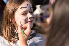 Youth center prepares children for 'Easter Games' > Air Combat Command >  Article Display