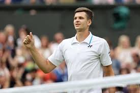 70 (reached on 5 april 2021), and is the current polish no. Hubert Hurkacz Spricht Uber Seine Leidenschaft Fur Roger Federer
