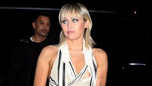 The backyard sessions took place earlier this summer when miley brought her band together to perform some of her favorite songs. Miley Cyrus Covers Britney Spears Gimme More For Backyard Sessions Hollywood Life