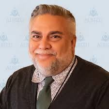 Carlos Viera's Instagram, Twitter & Facebook