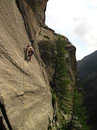He started climbing at the age of 6 years old. Klettern Im Valle De Ll Orco Erzeugt In Eu 20km Von Deutschland Direct Alpine