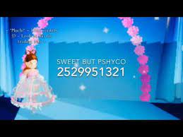 If you are happy with this, please share it to your friends. 2020 Royale High Apartment Music Codes Lovelyteddy Sunday Best Senorita Etc Youtube