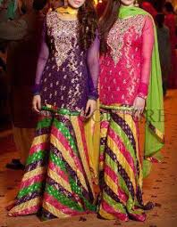 Mehndi Dress For Price Or Other Query Kindly Visit Http Www Facebook Com Punjabisboutique What Pakistani Dress Design Pakistani Formal Dresses Pakistan Dress