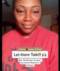 Lorraine Schuster's Instagram, Twitter & Facebook