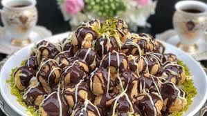 İşte çok beğeneceğiniz nefis profiterol tarifi… profiterol tarifi nasıl yapılır? Profiterol Tarifi Nefis Sunumlar