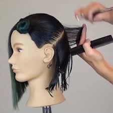 Bob Graduado #haircut✂️, Hair Artist: @myguiltycrown