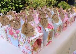 Looking for the best bridal shower gifts for the bride? 21 Creative Bridal Shower Favor Ideas Stayglam