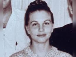 Caroline Wills "Pook" Lang's Memorial Website