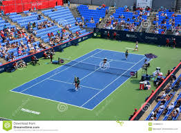 Les lignes blanches délimitent les frontières externes du terrain ainsi que les zones internes. Francais De Stade D Uniprix Stade Uniprix Photo Stock Editorial Image Du Stade Tournoi 123688513
