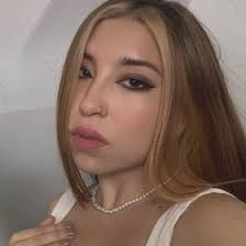 Arianna Cabrera (aricamcabdon)