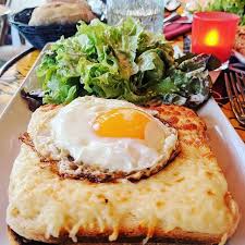 Croque Madame A Simple Salad Wishing I Was Eating This Now Croquemadame Bestbreakfastsandwich Putaneggon Best Breakfast Sandwich Easy Salads Paris Food