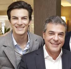 O Corpus Christi nos convida à reflexão e à renovação da fé e da esperança.  Que estejamos em família neste dia, em paz.