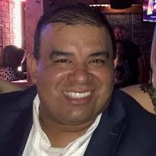 Lenny Arellano's Instagram, Twitter & Facebook