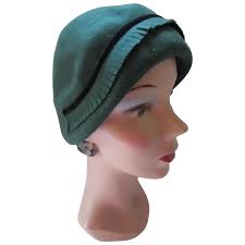 Cute & Modest 1940 Style Hat Forest Green Wool Felt Belvedere Henry Pollak