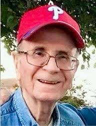 Leslie Fultz's Instagram, Twitter & Facebook