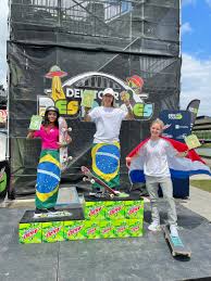 Por primera vez en la historia de los olímpicos, el surf formará parte del catálogo de deportes que formarán parte de la. Time Brasil A Twitter E Ourooooo E Praaaaaata Dobradinha Brasileira Nos Pamela Rosa E Campea E Rayssa Leal E Vice No Dewtour Ainda Teve Leticiabufoni Em 4Âº Lugar O Skate