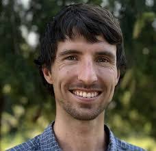 Carmen Ryan's Instagram, Twitter & Facebook