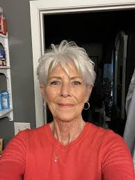 How I look with my new short haircut, I'm 64 years old