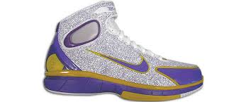 Basketball shoes worn by the los angeles lakers super star, kobe bryant: Kobe Bryant Shoe History Sneaker Pics And Commercials Kicksologists Com