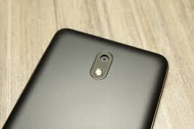 Nokia 2 im Hands-On: Viel Akku, maue ...