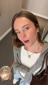 Jackie Lindsey's Instagram, Twitter & Facebook