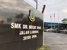 Bantahan sebanyak rm200 dalam bentuk wang pos / bank draf. Yayasanpesona Yayasanpesona Twitter