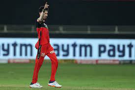 Yuzvendra chahal finally got a chance to feature in all matches in a season. Ipl 2020 Yuzvendra Chahal Rcb S Unsung Hero Does It Again Cricxtasy