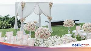 1 asal usul pohon sikas. Buat Dekorasi Pernikahanmu Kian Berkesan Dengan Pilihan Bunga Ini