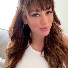 Lauren Clayton's Instagram, Twitter & Facebook