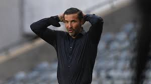 Jun 14, 2021 · yet another coach has been linked to the orlando pirates job, though siya sources have informed the crew there are currently no plans to sack josef zinnbauer. Fan View Fire Orlando Pirates Coach Zinnbauer His Assistant Bucs Supporters React Fa Sports