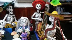 Discover small halloween gift ideas for kids in this gift guide. 47 Of The Best Spooky Halloween Toys For Kids Make The Perfect Gift