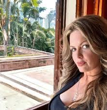 Crystal Bertrand's Instagram, Twitter & Facebook