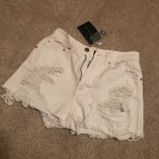 Signature 8 White Distressed Jean Shorts Nwt