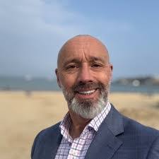 Alan Holliday's Instagram, Twitter & Facebook