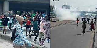 Thousands of nigerian youths took to the streets on saturday morning, june 12, 2021, to peacefully protest against the hardship in the country. Ql5wqbn9ss1ujm