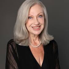 🎉 Happy New Year from Seven Bank! 🎉 ✨明けましておめでとうございます✨🐎🐎🐎 🙇Thank you  for all your support throughout the year. 🙇‍♀️ ❤Your trust and loyalty  mean so much to us. ❤ 🙋‍♀️🌅We're excited to