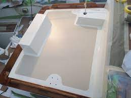 I then mixed awlgrip griptex particles and rolled nonskid. Diy Awlgrip Nonskid Cruisers Sailing Forums
