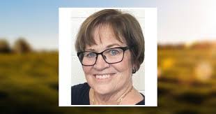 Wendy Farr's Instagram, Twitter & Facebook