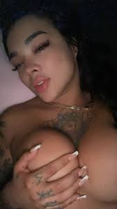 Sharon Sunshine on X: Me encanta que me agarren las tetas ya viste el  video ? En mi onlyfans y en mi canal privado de Telegram 🔥  t.co4njnsrasKR t.coL8VjbxtMZm  X