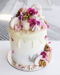 Birthday Cake Recipe Ideas Best Birthday Cake Decorating Ideas White Chocolate Drip Cake With Flowers Image C Tome In 2020 Unique Birthday Cakes Rainbow Sprinkle Cakes Rainbow Birthday Cake