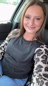 Mahsa Townsend's Instagram, Twitter & Facebook