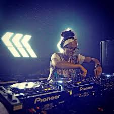 Performance Archive Hannah Wants Hannah Alicia Smith Dj Dj Hannah Wants